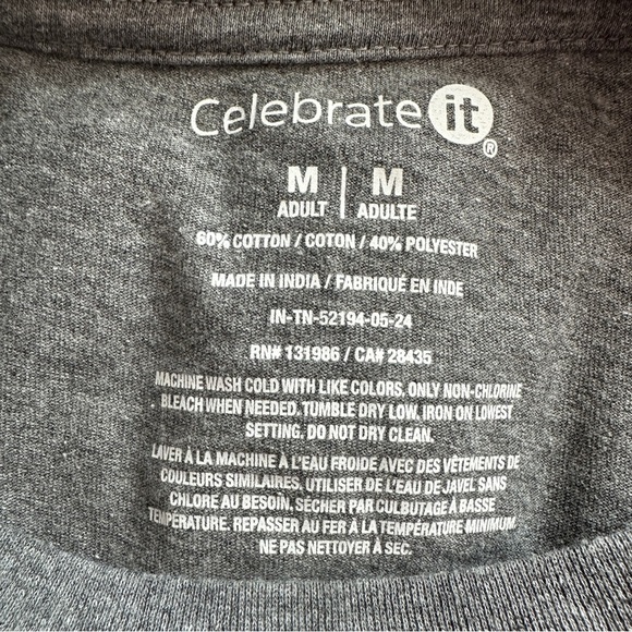 Celebrate It Gray Spooky Season Halloween shirt Medium - Picture 4 of 4